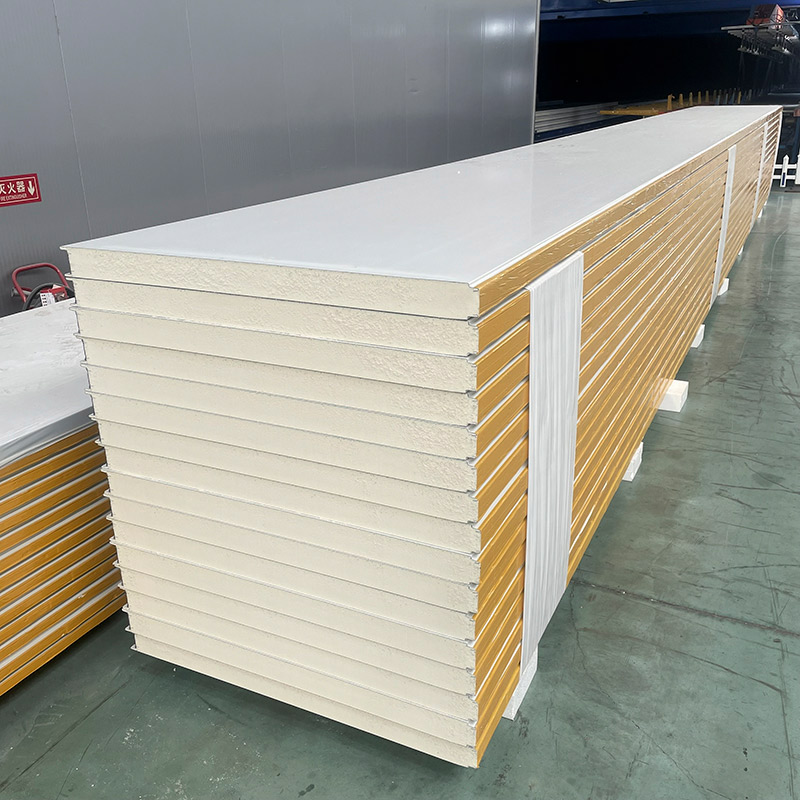 لوح ساندويتش عازل