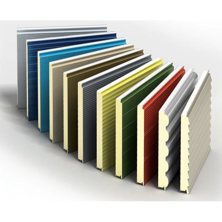 ألواح ساندويتش معدنية