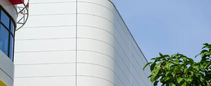 مُصممة للصناعة، مُصنّعة مسبقًا إلى آفاق جديدة